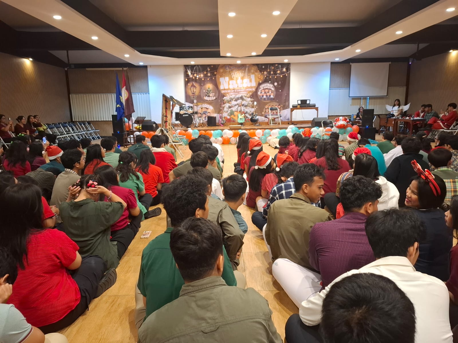 Perayaan Natal Bersama: Sukacita dalam Semangat Persaudaraan
